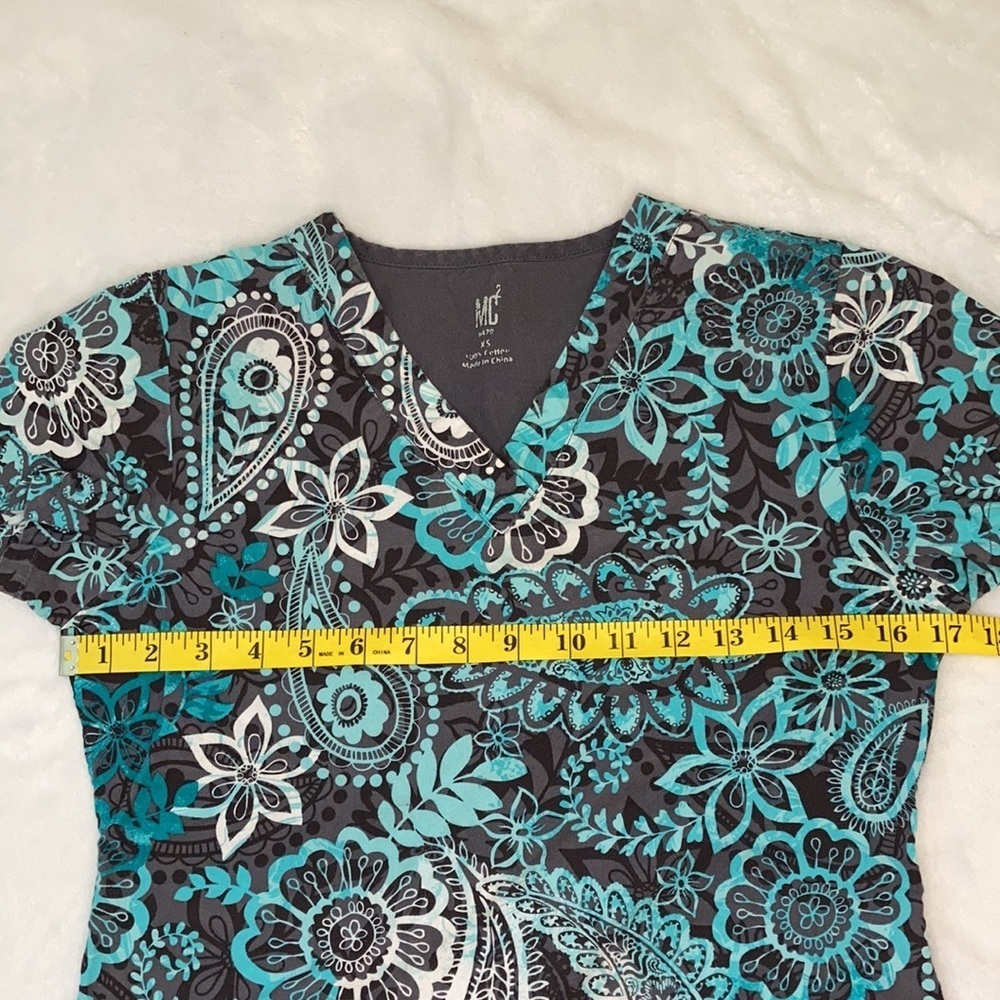 Med Couture MC2 Women’s Scrub Top Size XS - Picture 4 of 4